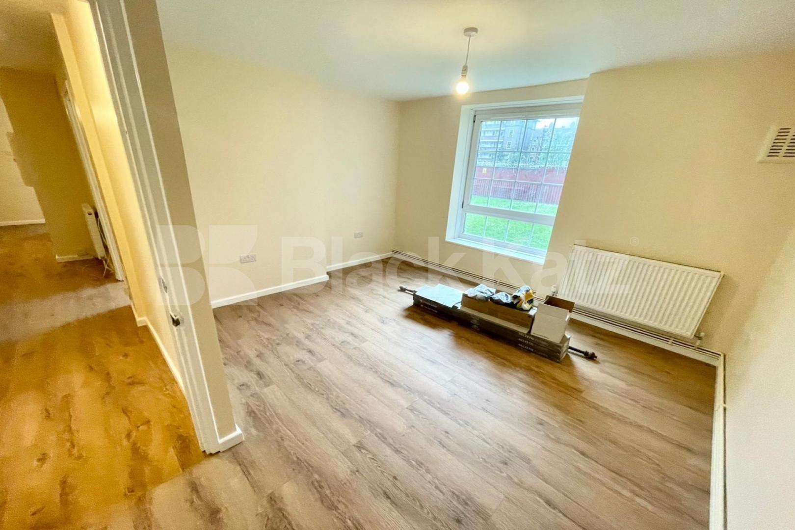 Three bedroomed apartment moments from London Bridge Weston Street, London Bridge